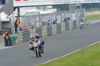 Mallory-park-Leicestershire;Mallory-park-photographs;Motorcycle-action-photographs;classic-bikes;event-digital-images;eventdigitalimages;mallory-park;no-limits-trackday;peter-wileman-photography;vintage-bikes;vintage-motorcycles;vmcc-festival-1000-bikes