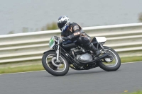 Mallory-park-Leicestershire;Mallory-park-photographs;Motorcycle-action-photographs;classic-bikes;event-digital-images;eventdigitalimages;mallory-park;no-limits-trackday;peter-wileman-photography;vintage-bikes;vintage-motorcycles;vmcc-festival-1000-bikes