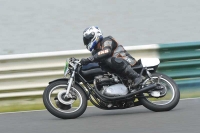 Mallory-park-Leicestershire;Mallory-park-photographs;Motorcycle-action-photographs;classic-bikes;event-digital-images;eventdigitalimages;mallory-park;no-limits-trackday;peter-wileman-photography;vintage-bikes;vintage-motorcycles;vmcc-festival-1000-bikes