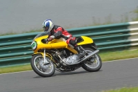 Mallory-park-Leicestershire;Mallory-park-photographs;Motorcycle-action-photographs;classic-bikes;event-digital-images;eventdigitalimages;mallory-park;no-limits-trackday;peter-wileman-photography;vintage-bikes;vintage-motorcycles;vmcc-festival-1000-bikes