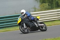 Mallory-park-Leicestershire;Mallory-park-photographs;Motorcycle-action-photographs;classic-bikes;event-digital-images;eventdigitalimages;mallory-park;no-limits-trackday;peter-wileman-photography;vintage-bikes;vintage-motorcycles;vmcc-festival-1000-bikes