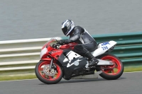 Mallory-park-Leicestershire;Mallory-park-photographs;Motorcycle-action-photographs;classic-bikes;event-digital-images;eventdigitalimages;mallory-park;no-limits-trackday;peter-wileman-photography;vintage-bikes;vintage-motorcycles;vmcc-festival-1000-bikes