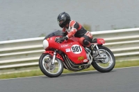 Mallory-park-Leicestershire;Mallory-park-photographs;Motorcycle-action-photographs;classic-bikes;event-digital-images;eventdigitalimages;mallory-park;no-limits-trackday;peter-wileman-photography;vintage-bikes;vintage-motorcycles;vmcc-festival-1000-bikes