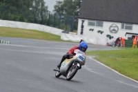 Mallory-park-Leicestershire;Mallory-park-photographs;Motorcycle-action-photographs;classic-bikes;event-digital-images;eventdigitalimages;mallory-park;no-limits-trackday;peter-wileman-photography;vintage-bikes;vintage-motorcycles;vmcc-festival-1000-bikes