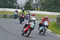 Mallory-park-Leicestershire;Mallory-park-photographs;Motorcycle-action-photographs;classic-bikes;event-digital-images;eventdigitalimages;mallory-park;no-limits-trackday;peter-wileman-photography;vintage-bikes;vintage-motorcycles;vmcc-festival-1000-bikes