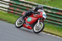 Mallory-park-Leicestershire;Mallory-park-photographs;Motorcycle-action-photographs;classic-bikes;event-digital-images;eventdigitalimages;mallory-park;no-limits-trackday;peter-wileman-photography;vintage-bikes;vintage-motorcycles;vmcc-festival-1000-bikes