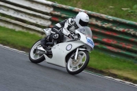 Mallory-park-Leicestershire;Mallory-park-photographs;Motorcycle-action-photographs;classic-bikes;event-digital-images;eventdigitalimages;mallory-park;no-limits-trackday;peter-wileman-photography;vintage-bikes;vintage-motorcycles;vmcc-festival-1000-bikes