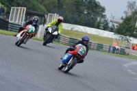 Mallory-park-Leicestershire;Mallory-park-photographs;Motorcycle-action-photographs;classic-bikes;event-digital-images;eventdigitalimages;mallory-park;no-limits-trackday;peter-wileman-photography;vintage-bikes;vintage-motorcycles;vmcc-festival-1000-bikes