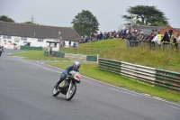 Mallory-park-Leicestershire;Mallory-park-photographs;Motorcycle-action-photographs;classic-bikes;event-digital-images;eventdigitalimages;mallory-park;no-limits-trackday;peter-wileman-photography;vintage-bikes;vintage-motorcycles;vmcc-festival-1000-bikes