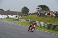 Mallory-park-Leicestershire;Mallory-park-photographs;Motorcycle-action-photographs;classic-bikes;event-digital-images;eventdigitalimages;mallory-park;no-limits-trackday;peter-wileman-photography;vintage-bikes;vintage-motorcycles;vmcc-festival-1000-bikes