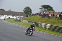 Mallory-park-Leicestershire;Mallory-park-photographs;Motorcycle-action-photographs;classic-bikes;event-digital-images;eventdigitalimages;mallory-park;no-limits-trackday;peter-wileman-photography;vintage-bikes;vintage-motorcycles;vmcc-festival-1000-bikes