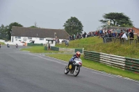 Mallory-park-Leicestershire;Mallory-park-photographs;Motorcycle-action-photographs;classic-bikes;event-digital-images;eventdigitalimages;mallory-park;no-limits-trackday;peter-wileman-photography;vintage-bikes;vintage-motorcycles;vmcc-festival-1000-bikes