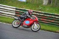 Mallory-park-Leicestershire;Mallory-park-photographs;Motorcycle-action-photographs;classic-bikes;event-digital-images;eventdigitalimages;mallory-park;no-limits-trackday;peter-wileman-photography;vintage-bikes;vintage-motorcycles;vmcc-festival-1000-bikes