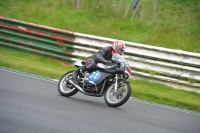 Mallory-park-Leicestershire;Mallory-park-photographs;Motorcycle-action-photographs;classic-bikes;event-digital-images;eventdigitalimages;mallory-park;no-limits-trackday;peter-wileman-photography;vintage-bikes;vintage-motorcycles;vmcc-festival-1000-bikes