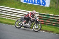 Mallory-park-Leicestershire;Mallory-park-photographs;Motorcycle-action-photographs;classic-bikes;event-digital-images;eventdigitalimages;mallory-park;no-limits-trackday;peter-wileman-photography;vintage-bikes;vintage-motorcycles;vmcc-festival-1000-bikes