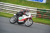 Mallory-park-Leicestershire;Mallory-park-photographs;Motorcycle-action-photographs;classic-bikes;event-digital-images;eventdigitalimages;mallory-park;no-limits-trackday;peter-wileman-photography;vintage-bikes;vintage-motorcycles;vmcc-festival-1000-bikes