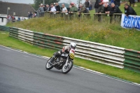 Mallory-park-Leicestershire;Mallory-park-photographs;Motorcycle-action-photographs;classic-bikes;event-digital-images;eventdigitalimages;mallory-park;no-limits-trackday;peter-wileman-photography;vintage-bikes;vintage-motorcycles;vmcc-festival-1000-bikes