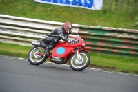 Mallory-park-Leicestershire;Mallory-park-photographs;Motorcycle-action-photographs;classic-bikes;event-digital-images;eventdigitalimages;mallory-park;no-limits-trackday;peter-wileman-photography;vintage-bikes;vintage-motorcycles;vmcc-festival-1000-bikes