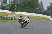 Mallory-park-Leicestershire;Mallory-park-photographs;Motorcycle-action-photographs;classic-bikes;event-digital-images;eventdigitalimages;mallory-park;no-limits-trackday;peter-wileman-photography;vintage-bikes;vintage-motorcycles;vmcc-festival-1000-bikes