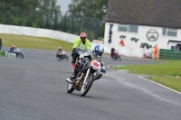 Mallory-park-Leicestershire;Mallory-park-photographs;Motorcycle-action-photographs;classic-bikes;event-digital-images;eventdigitalimages;mallory-park;no-limits-trackday;peter-wileman-photography;vintage-bikes;vintage-motorcycles;vmcc-festival-1000-bikes