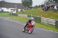 Mallory-park-Leicestershire;Mallory-park-photographs;Motorcycle-action-photographs;classic-bikes;event-digital-images;eventdigitalimages;mallory-park;no-limits-trackday;peter-wileman-photography;vintage-bikes;vintage-motorcycles;vmcc-festival-1000-bikes