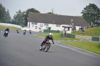 Mallory-park-Leicestershire;Mallory-park-photographs;Motorcycle-action-photographs;classic-bikes;event-digital-images;eventdigitalimages;mallory-park;no-limits-trackday;peter-wileman-photography;vintage-bikes;vintage-motorcycles;vmcc-festival-1000-bikes