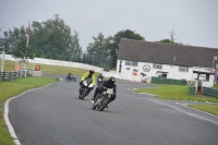 Mallory-park-Leicestershire;Mallory-park-photographs;Motorcycle-action-photographs;classic-bikes;event-digital-images;eventdigitalimages;mallory-park;no-limits-trackday;peter-wileman-photography;vintage-bikes;vintage-motorcycles;vmcc-festival-1000-bikes