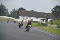 Mallory-park-Leicestershire;Mallory-park-photographs;Motorcycle-action-photographs;classic-bikes;event-digital-images;eventdigitalimages;mallory-park;no-limits-trackday;peter-wileman-photography;vintage-bikes;vintage-motorcycles;vmcc-festival-1000-bikes