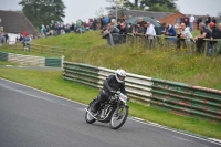 Mallory-park-Leicestershire;Mallory-park-photographs;Motorcycle-action-photographs;classic-bikes;event-digital-images;eventdigitalimages;mallory-park;no-limits-trackday;peter-wileman-photography;vintage-bikes;vintage-motorcycles;vmcc-festival-1000-bikes