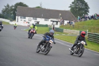 Mallory-park-Leicestershire;Mallory-park-photographs;Motorcycle-action-photographs;classic-bikes;event-digital-images;eventdigitalimages;mallory-park;no-limits-trackday;peter-wileman-photography;vintage-bikes;vintage-motorcycles;vmcc-festival-1000-bikes