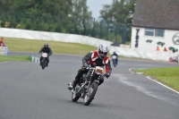 Mallory-park-Leicestershire;Mallory-park-photographs;Motorcycle-action-photographs;classic-bikes;event-digital-images;eventdigitalimages;mallory-park;no-limits-trackday;peter-wileman-photography;vintage-bikes;vintage-motorcycles;vmcc-festival-1000-bikes