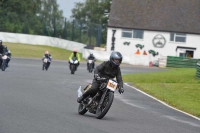 Mallory-park-Leicestershire;Mallory-park-photographs;Motorcycle-action-photographs;classic-bikes;event-digital-images;eventdigitalimages;mallory-park;no-limits-trackday;peter-wileman-photography;vintage-bikes;vintage-motorcycles;vmcc-festival-1000-bikes