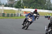 Mallory-park-Leicestershire;Mallory-park-photographs;Motorcycle-action-photographs;classic-bikes;event-digital-images;eventdigitalimages;mallory-park;no-limits-trackday;peter-wileman-photography;vintage-bikes;vintage-motorcycles;vmcc-festival-1000-bikes