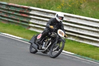 Mallory-park-Leicestershire;Mallory-park-photographs;Motorcycle-action-photographs;classic-bikes;event-digital-images;eventdigitalimages;mallory-park;no-limits-trackday;peter-wileman-photography;vintage-bikes;vintage-motorcycles;vmcc-festival-1000-bikes