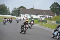 Mallory-park-Leicestershire;Mallory-park-photographs;Motorcycle-action-photographs;classic-bikes;event-digital-images;eventdigitalimages;mallory-park;no-limits-trackday;peter-wileman-photography;vintage-bikes;vintage-motorcycles;vmcc-festival-1000-bikes