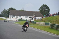 Mallory-park-Leicestershire;Mallory-park-photographs;Motorcycle-action-photographs;classic-bikes;event-digital-images;eventdigitalimages;mallory-park;no-limits-trackday;peter-wileman-photography;vintage-bikes;vintage-motorcycles;vmcc-festival-1000-bikes