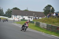 Mallory-park-Leicestershire;Mallory-park-photographs;Motorcycle-action-photographs;classic-bikes;event-digital-images;eventdigitalimages;mallory-park;no-limits-trackday;peter-wileman-photography;vintage-bikes;vintage-motorcycles;vmcc-festival-1000-bikes