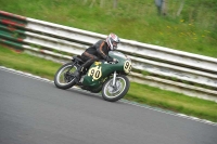 Mallory-park-Leicestershire;Mallory-park-photographs;Motorcycle-action-photographs;classic-bikes;event-digital-images;eventdigitalimages;mallory-park;no-limits-trackday;peter-wileman-photography;vintage-bikes;vintage-motorcycles;vmcc-festival-1000-bikes