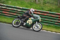 Mallory-park-Leicestershire;Mallory-park-photographs;Motorcycle-action-photographs;classic-bikes;event-digital-images;eventdigitalimages;mallory-park;no-limits-trackday;peter-wileman-photography;vintage-bikes;vintage-motorcycles;vmcc-festival-1000-bikes