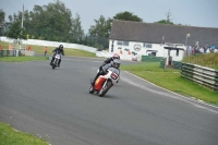 Mallory-park-Leicestershire;Mallory-park-photographs;Motorcycle-action-photographs;classic-bikes;event-digital-images;eventdigitalimages;mallory-park;no-limits-trackday;peter-wileman-photography;vintage-bikes;vintage-motorcycles;vmcc-festival-1000-bikes