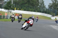 Mallory-park-Leicestershire;Mallory-park-photographs;Motorcycle-action-photographs;classic-bikes;event-digital-images;eventdigitalimages;mallory-park;no-limits-trackday;peter-wileman-photography;vintage-bikes;vintage-motorcycles;vmcc-festival-1000-bikes