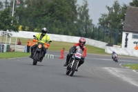 Mallory-park-Leicestershire;Mallory-park-photographs;Motorcycle-action-photographs;classic-bikes;event-digital-images;eventdigitalimages;mallory-park;no-limits-trackday;peter-wileman-photography;vintage-bikes;vintage-motorcycles;vmcc-festival-1000-bikes