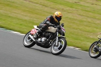 Mallory-park-Leicestershire;Mallory-park-photographs;Motorcycle-action-photographs;classic-bikes;event-digital-images;eventdigitalimages;mallory-park;no-limits-trackday;peter-wileman-photography;vintage-bikes;vintage-motorcycles;vmcc-festival-1000-bikes