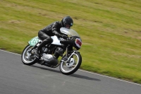 Mallory-park-Leicestershire;Mallory-park-photographs;Motorcycle-action-photographs;classic-bikes;event-digital-images;eventdigitalimages;mallory-park;no-limits-trackday;peter-wileman-photography;vintage-bikes;vintage-motorcycles;vmcc-festival-1000-bikes