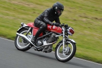 Mallory-park-Leicestershire;Mallory-park-photographs;Motorcycle-action-photographs;classic-bikes;event-digital-images;eventdigitalimages;mallory-park;no-limits-trackday;peter-wileman-photography;vintage-bikes;vintage-motorcycles;vmcc-festival-1000-bikes