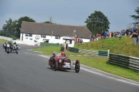 Mallory-park-Leicestershire;Mallory-park-photographs;Motorcycle-action-photographs;classic-bikes;event-digital-images;eventdigitalimages;mallory-park;no-limits-trackday;peter-wileman-photography;vintage-bikes;vintage-motorcycles;vmcc-festival-1000-bikes