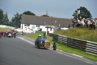 Mallory-park-Leicestershire;Mallory-park-photographs;Motorcycle-action-photographs;classic-bikes;event-digital-images;eventdigitalimages;mallory-park;no-limits-trackday;peter-wileman-photography;vintage-bikes;vintage-motorcycles;vmcc-festival-1000-bikes