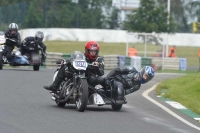 Mallory-park-Leicestershire;Mallory-park-photographs;Motorcycle-action-photographs;classic-bikes;event-digital-images;eventdigitalimages;mallory-park;no-limits-trackday;peter-wileman-photography;vintage-bikes;vintage-motorcycles;vmcc-festival-1000-bikes