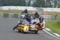 Mallory-park-Leicestershire;Mallory-park-photographs;Motorcycle-action-photographs;classic-bikes;event-digital-images;eventdigitalimages;mallory-park;no-limits-trackday;peter-wileman-photography;vintage-bikes;vintage-motorcycles;vmcc-festival-1000-bikes