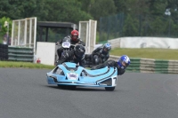 Mallory-park-Leicestershire;Mallory-park-photographs;Motorcycle-action-photographs;classic-bikes;event-digital-images;eventdigitalimages;mallory-park;no-limits-trackday;peter-wileman-photography;vintage-bikes;vintage-motorcycles;vmcc-festival-1000-bikes